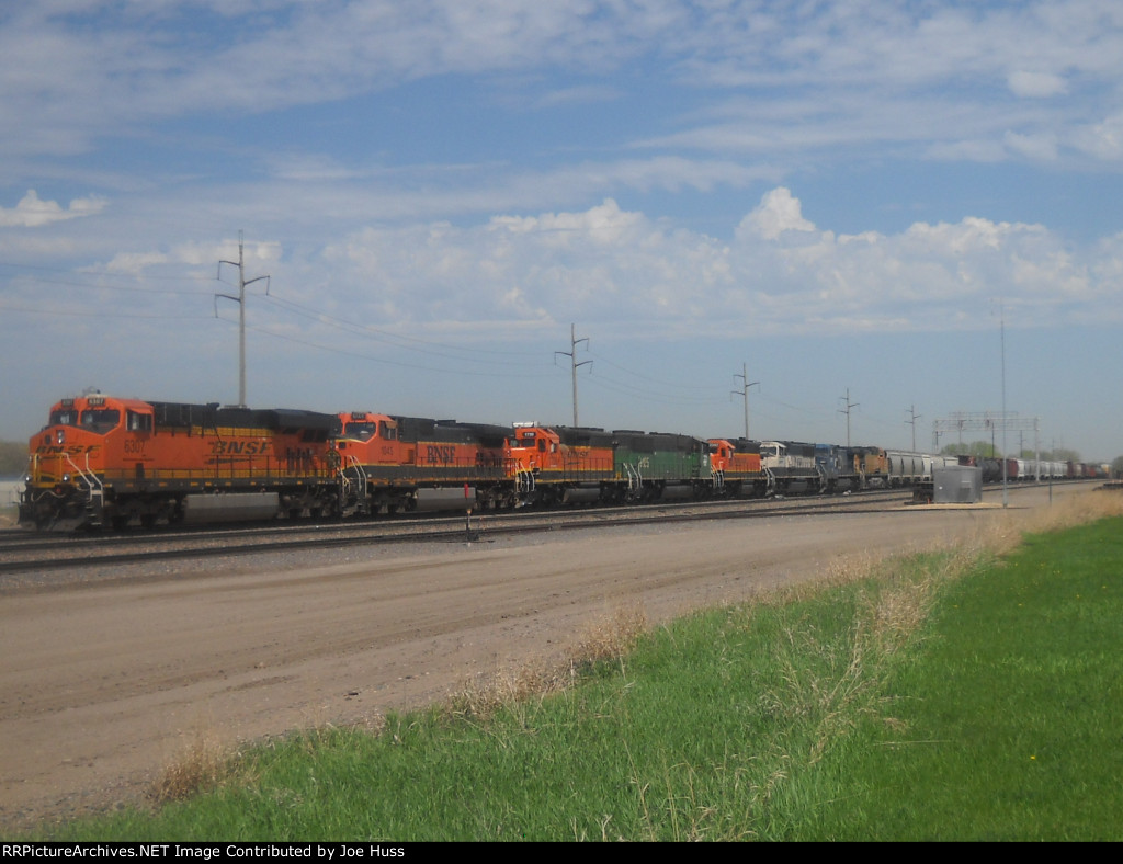 BNSF 6307 East